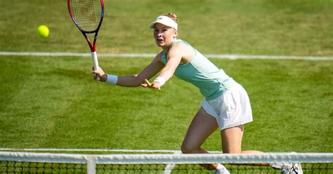 With advice from Martina Hingis, teenager Celine Naef is 